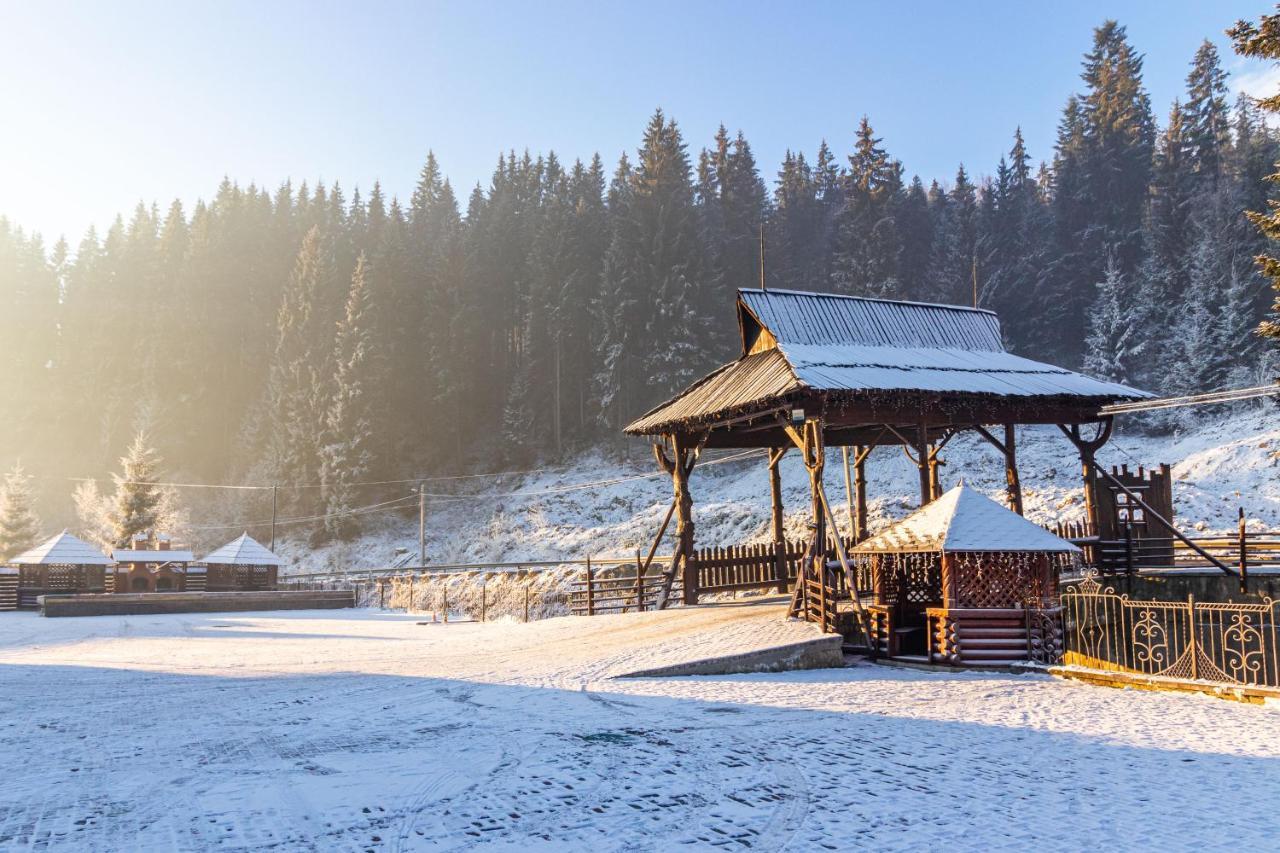 Villa Nikoletta Spa Bukovel Eksteriør bilde