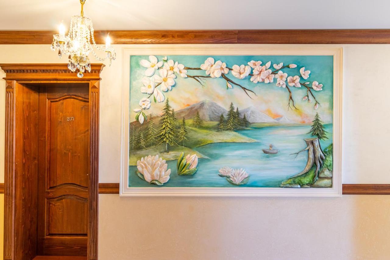 Villa Nikoletta Spa Bukovel Eksteriør bilde