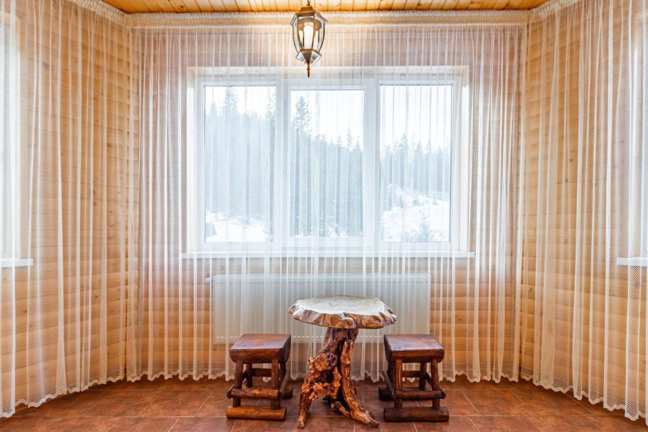 Villa Nikoletta Spa Bukovel Eksteriør bilde